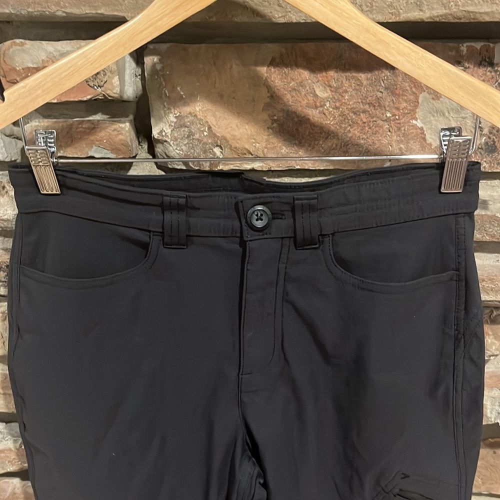 Eddie Bauer Rainier Black Hiking Capris with Elastic Ankle Scrunch - Picture 3 of 10